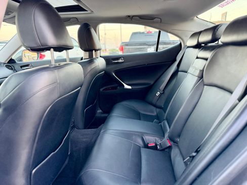 Used 2007 Lexus IS 250 AWD image 4