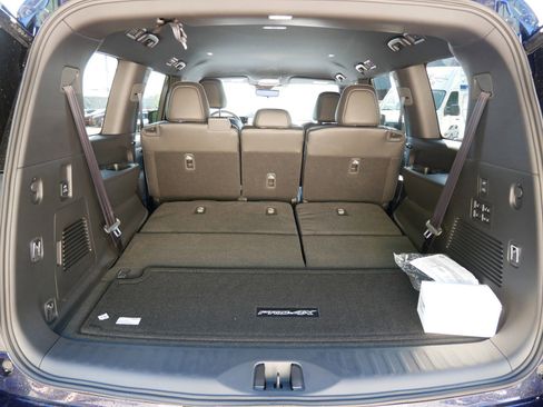 New 2025 Nissan Armada PRO-4X image 7