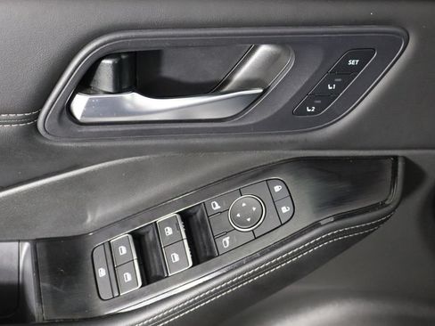 Used 2023 Nissan Rogue SL FWD image 20