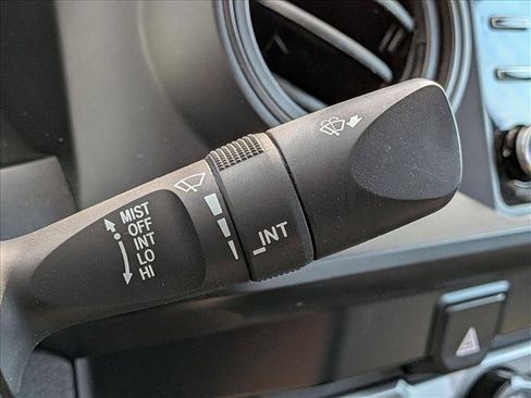 Used 2023 Toyota Tacoma SR w/ SR Convenience Package image 9