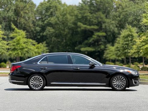 Used 2018 Genesis G90 5.0 Ultimate AWD/4WD image 12