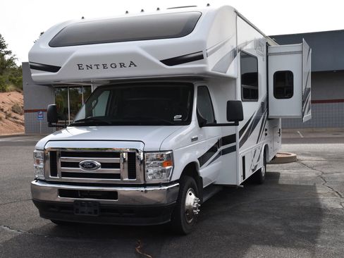 Used 2024 Ford E-450 and Econoline 450 Super Duty w/ Motorhome Prep Package image 4