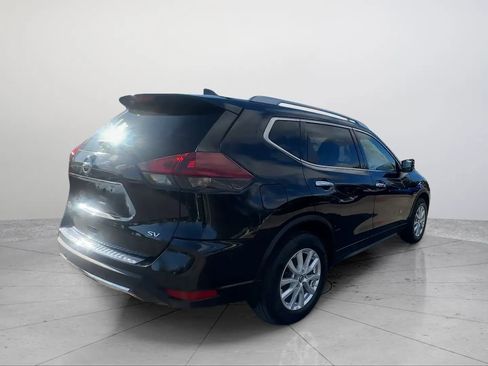 Used 2019 Nissan Rogue SV image 5