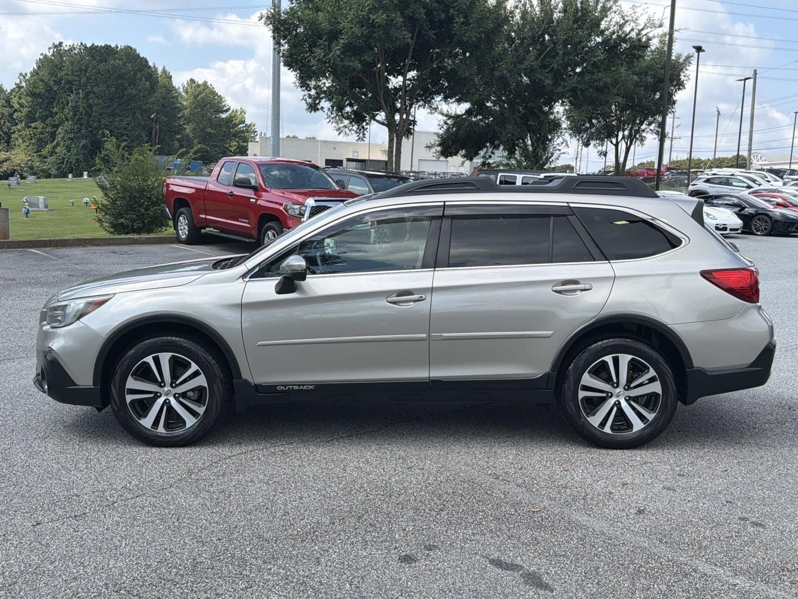 Used 2019 Subaru Outback 2.5i Limited w/ Popular Package #2 AWD/4WD image 6