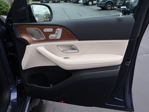 Used 2026 Mercedes-Benz GLE 450 4MATIC image 13