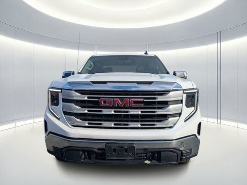 Used 2024 GMC Sierra 1500 SLE AWD/4WD image 9