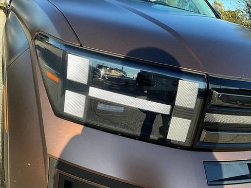 Used 2025 Hyundai Santa Fe XRT image 32