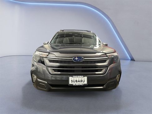 Certified 2025 Subaru Forester Premium image 8