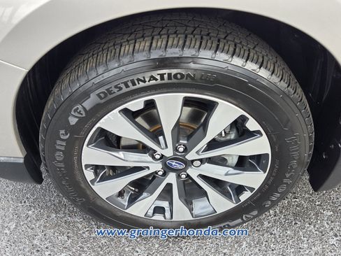 Used 2016 Subaru Outback 2.5i Limited image 17