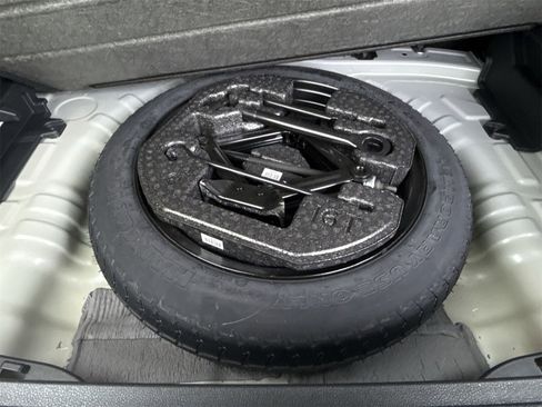 Used 2022 Hyundai Kona SEL w/ Cargo Package image 33