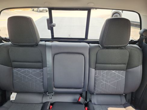New 2026 Nissan Frontier SV w/ All-Weather Content Package AWD/4WD image 22