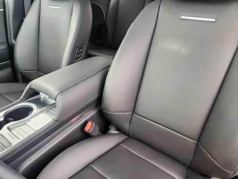 New 2026 Hyundai Ioniq 9 Limited image 14