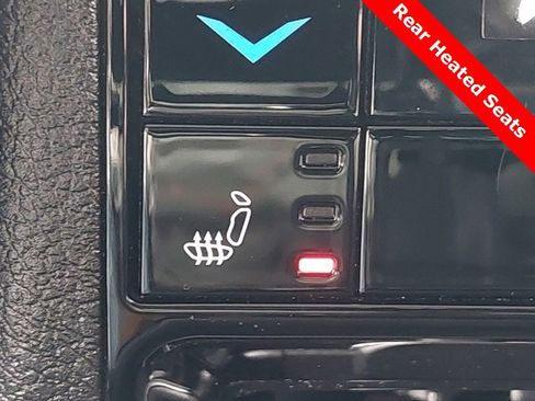 Used 2023 Jeep Grand Cherokee L Limited image 17