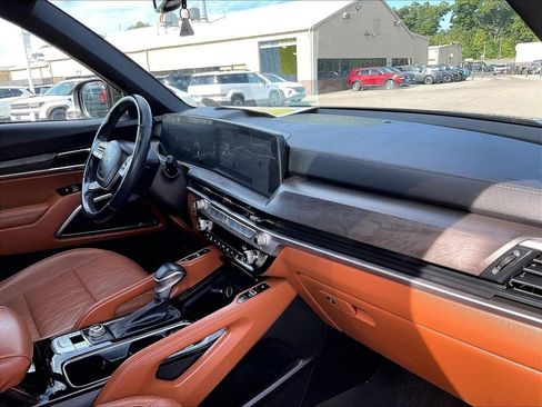 Used 2024 Kia Telluride EX X-Line AWD/4WD image 14