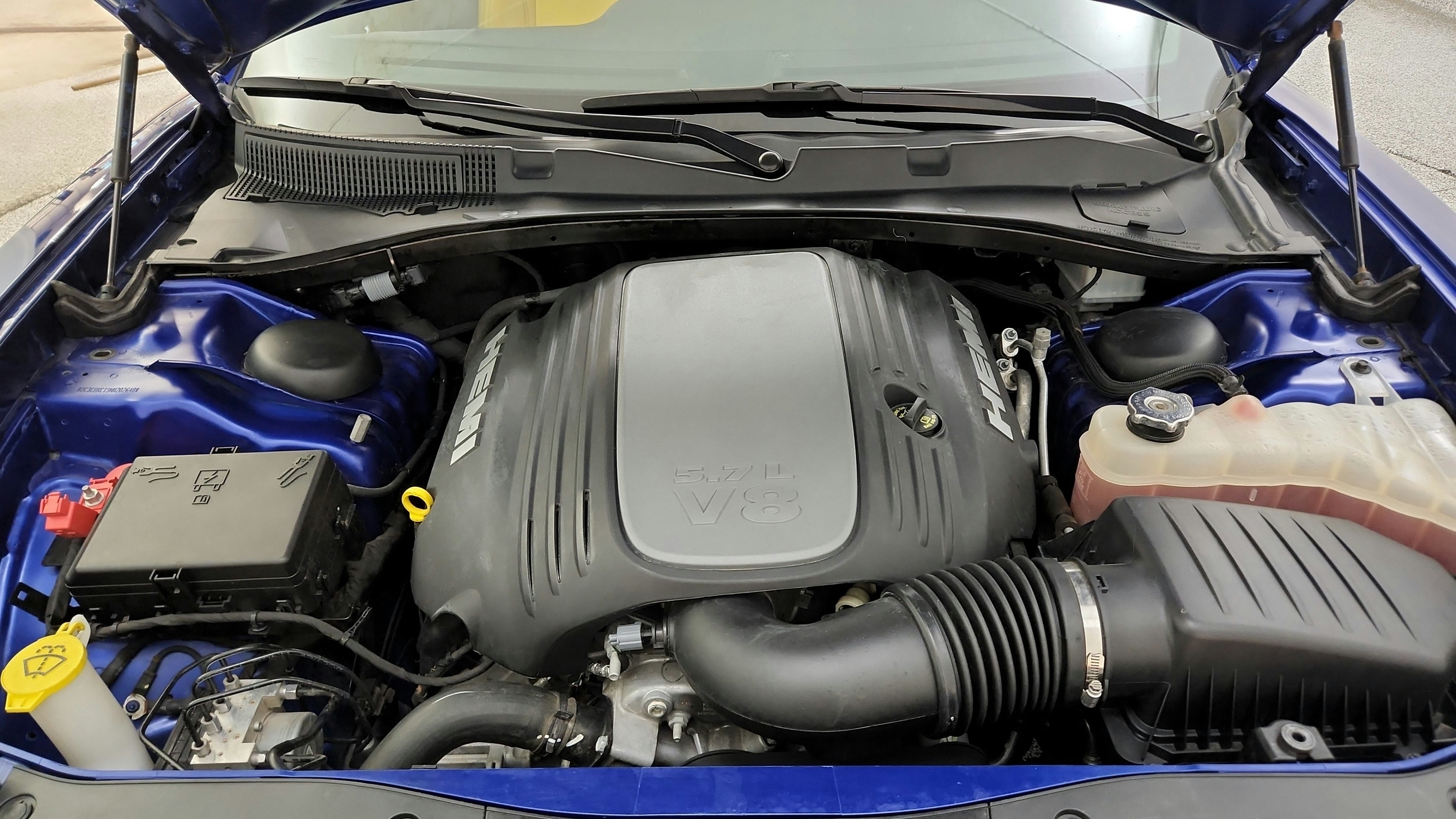 Used 2022 Dodge Charger R/T w/ Blacktop Package RWD image 36