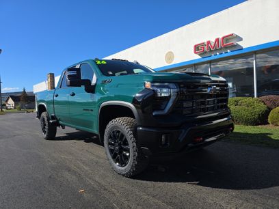 New 2026 Chevrolet Silverado 3500 LT w/ Trail Boss Package