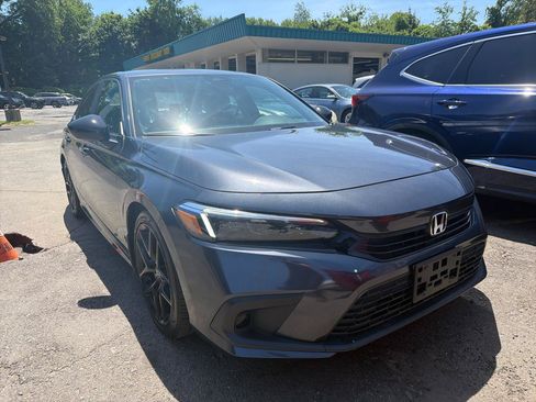 Used 2023 Honda Civic Sport image 3