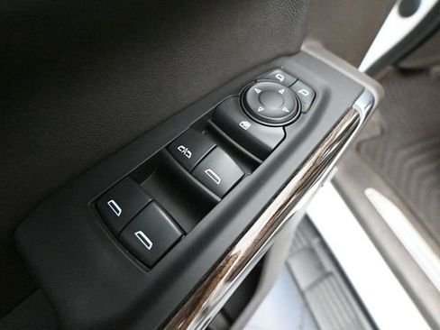 Used 2020 Chevrolet Silverado 1500 RST w/ True North Edition image 23