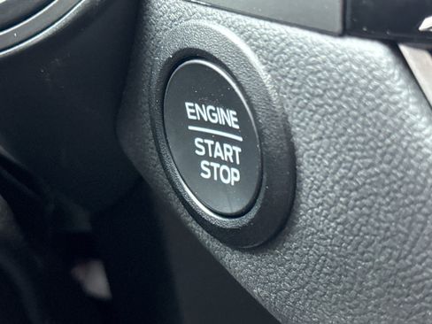 Used 2024 Ford Escape Active AWD/4WD image 19
