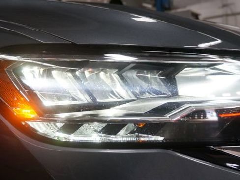 Certified 2023 Volkswagen Jetta SE image 62