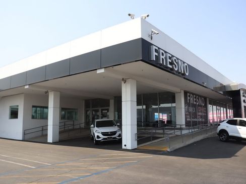 Used 2023 Toyota RAV4 XLE Premium image 45