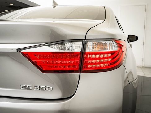 Used 2015 Lexus ES 350 image 9