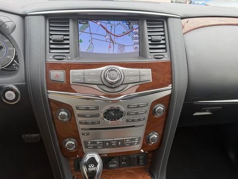 Used 2018 INFINITI QX80 Signature Edition w/ All Season Package image 13