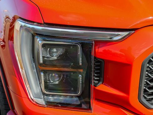 Used 2022 Ford F150 Lariat w/ Equipment Group 502A High AWD/4WD image 16