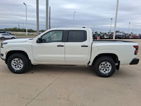 New 2026 Nissan Frontier S w/ Tow Package AWD/4WD image 4