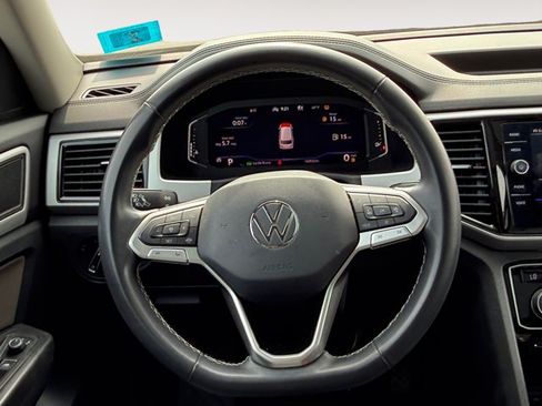 Used 2022 Volkswagen Atlas SE w/ Panoramic Sunroof Package AWD/4WD image 19