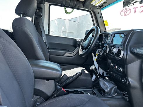 Used 2013 Jeep Wrangler Unlimited Sport AWD/4WD image 12