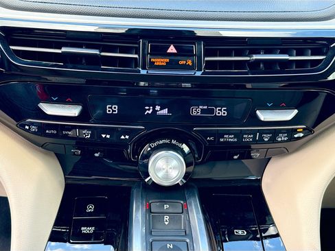 Used 2023 Acura MDX SH-AWD image 37