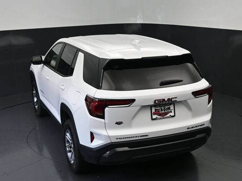 Used 2025 GMC Terrain Elevation AWD/4WD image 30