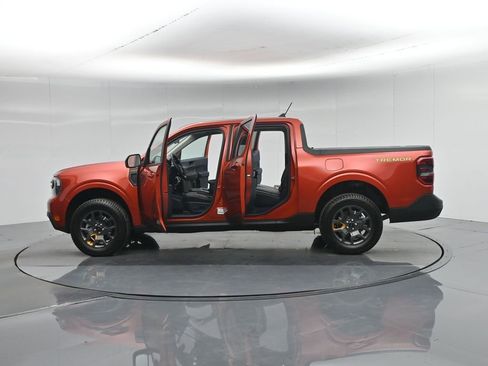 Certified 2024 Ford Maverick Tremor w/ Tremor Off-Road Package AWD/4WD image 40