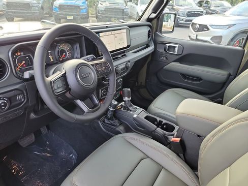 New 2026 Jeep Gladiator Mojave image 3