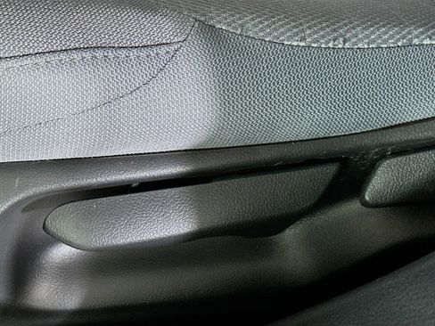 Used 2025 Toyota Corolla SE FWD image 13
