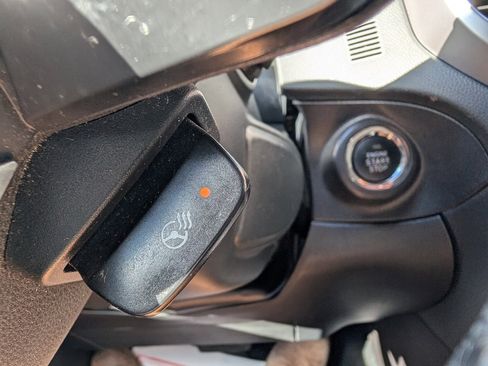 Used 2019 Subaru Ascent Limited image 23