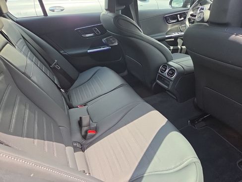 Used 2025 Mercedes-Benz C 300 4MATIC Sedan image 11