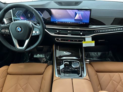 New 2026 BMW X5 sDrive40i image 17