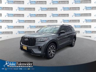 Used 2025 Ford Explorer ST-Line video 1