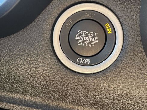 Used 2023 RAM 1500 Big Horn image 28