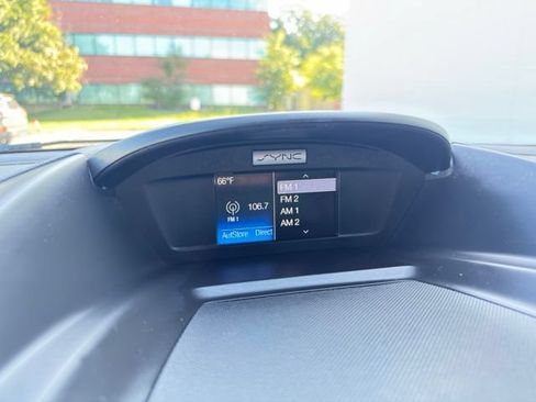 Used 2017 Ford Escape SE AWD/4WD image 11