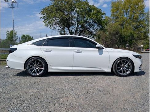 Used 2019 Honda Accord Sport image 4