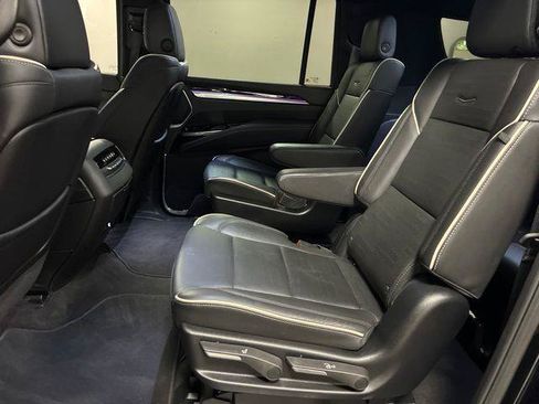 Certified 2025 Cadillac Escalade ESV Sport AWD/4WD image 58
