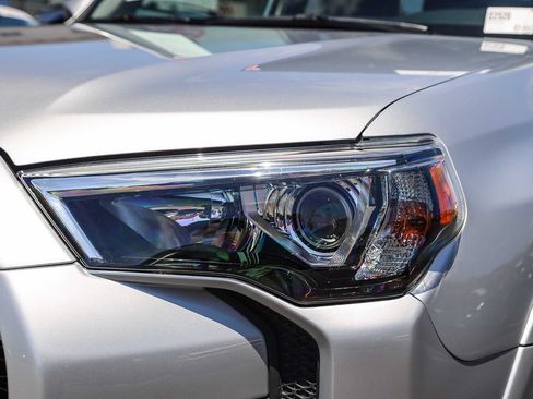 Certified 2019 Toyota 4Runner SR5 w/ Convenience Package RWD image 10