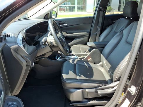 Used 2024 Buick Encore GX Sport Touring FWD image 11