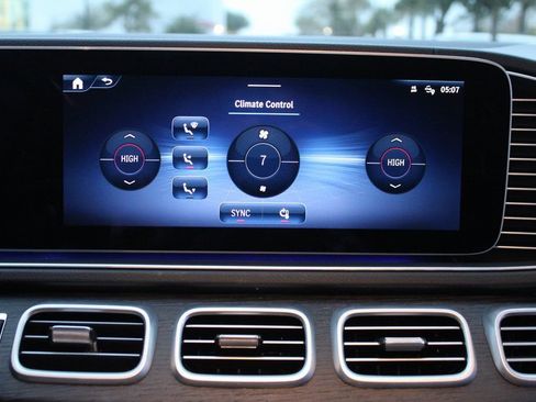 Used 2024 Mercedes-Benz GLE 350 4MATIC image 20