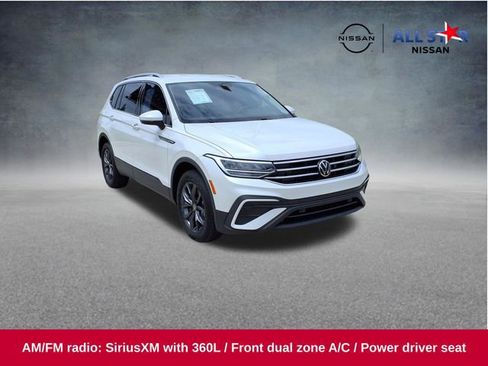 Used 2023 Volkswagen Tiguan SE FWD image 1