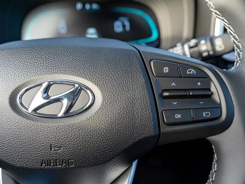 New 2026 Hyundai Venue SEL FWD image 26