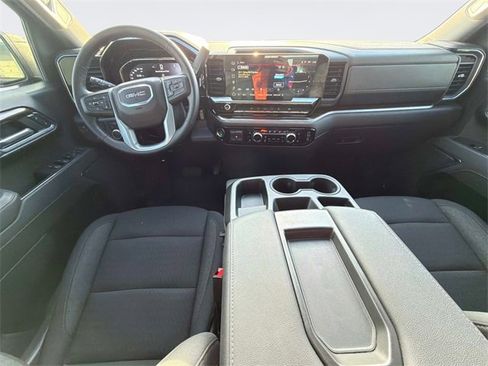 Used 2025 GMC Sierra 1500 Elevation image 18
